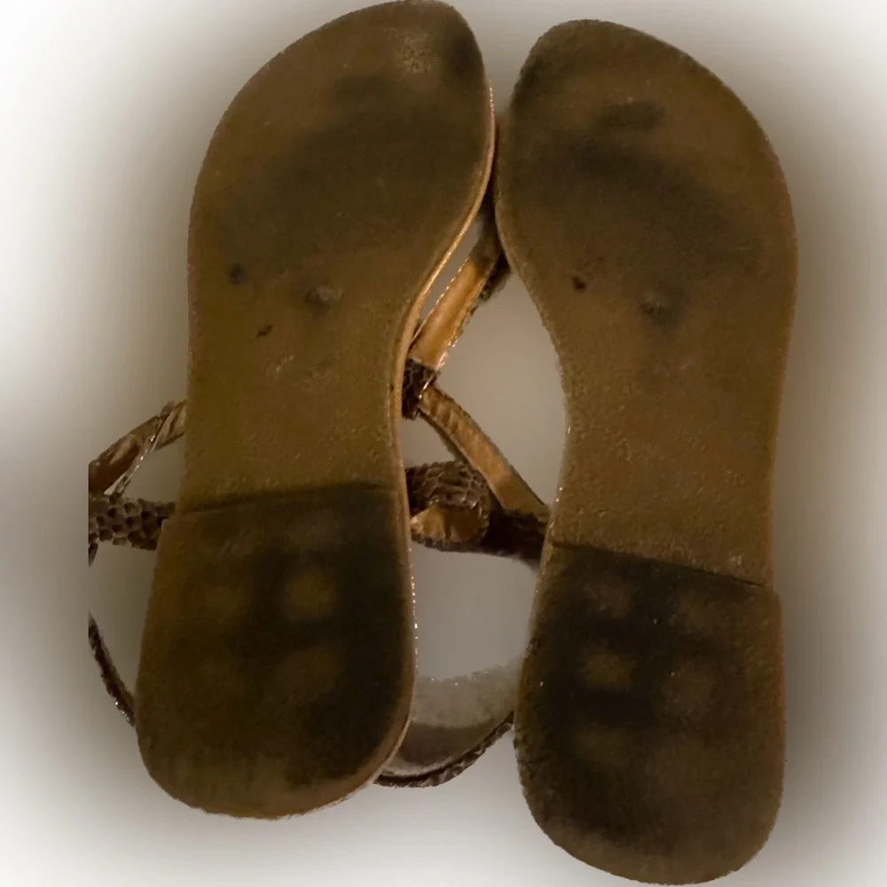 Cruise Wear & Co brown leather/snake T- strap thong Non-Slip Flat Sandals Cute!